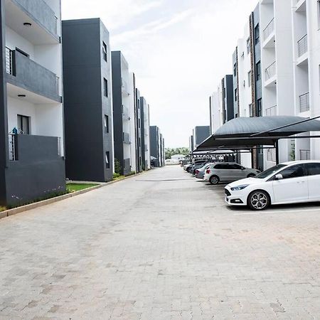 The Ellipse Palazzo Apartment Midrand Dış mekan fotoğraf